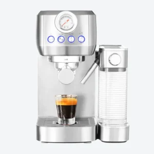 Platzsparende Kompakt-Siebträgermaschine mit automatischem Milchaufschäumer