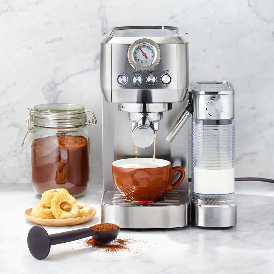 Platzsparende Kompakt-Siebträgermaschine mit automatischem Milchaufschäumer – Bild 2